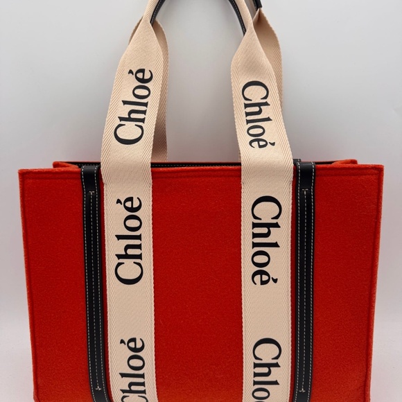 CHLOE Woody Tote - Picture 1 of 13